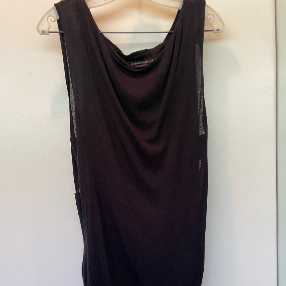 Alice olive top
